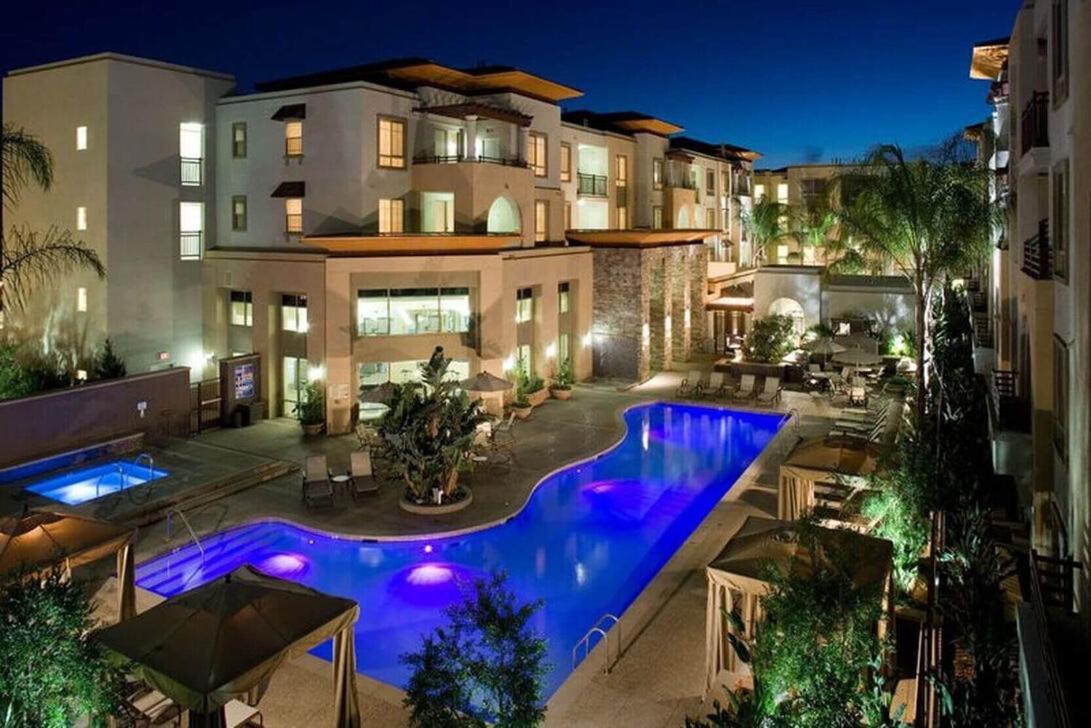 Woodland Hills Luxury Apt 2 Bed Ca لوس أنجلوس المظهر الخارجي الصورة